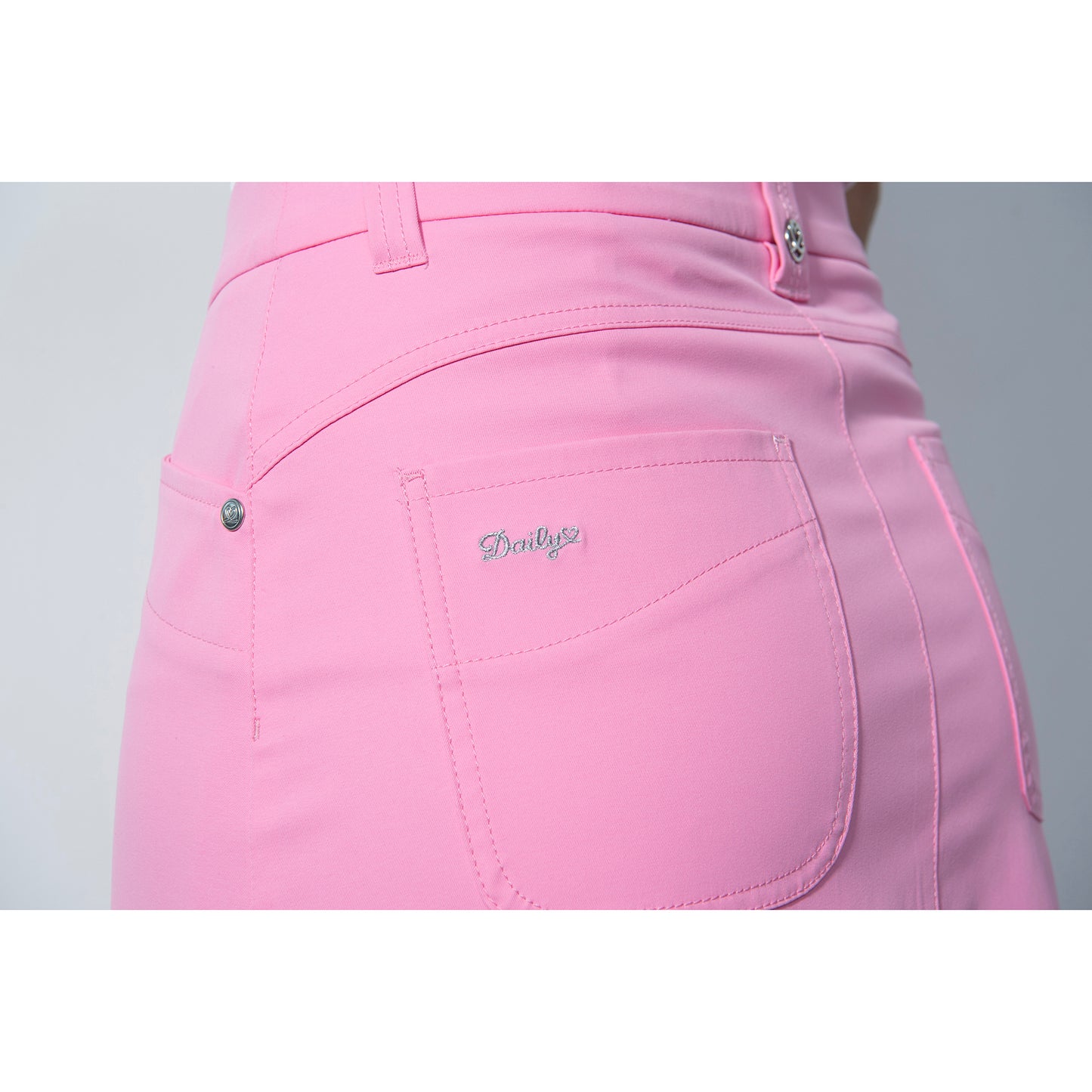 Daily Sports Ladies Stretch Pink Sky Golf Skort - Size 10 Only Left