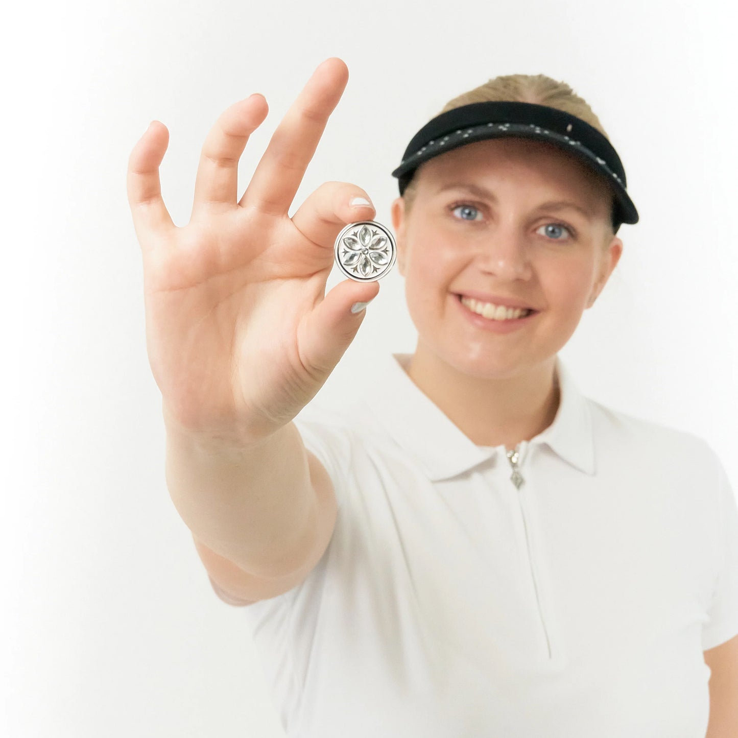 Surprizeshop Crystal Embellished Clip-On Visor with Ball Marker in Black