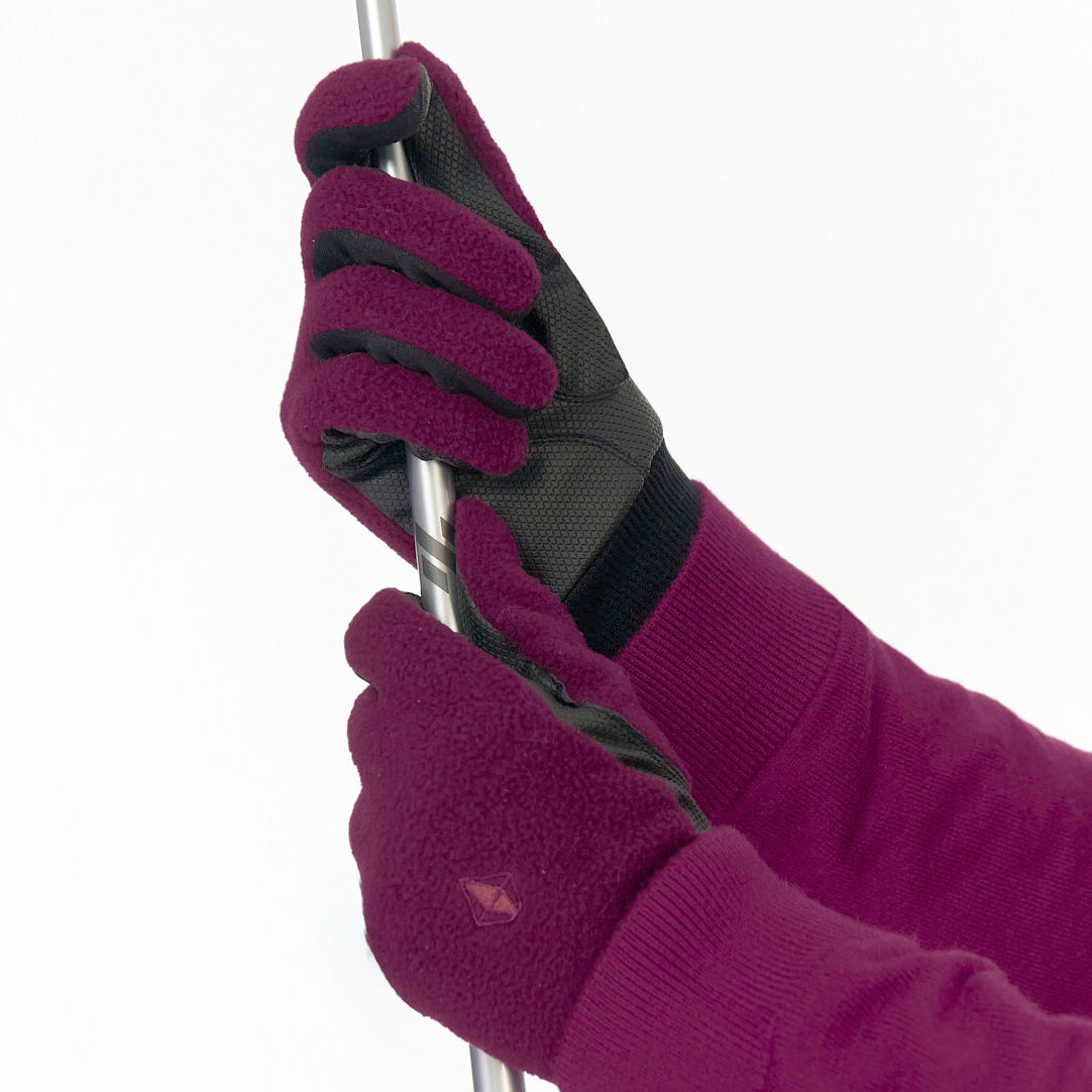 Pure Golf Ladies Glacier Pair of Polar Fleece Gloves in Morello Cherry