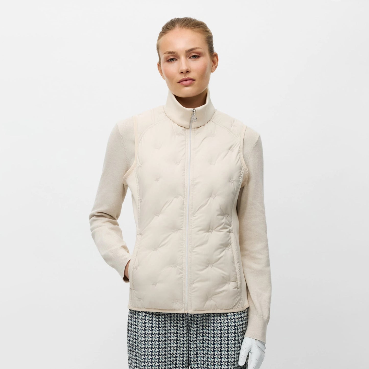 Rohnisch Ladies Quilted Gilet with Stretch Side Panels for Lightweight Comfort & Sophisticated Style