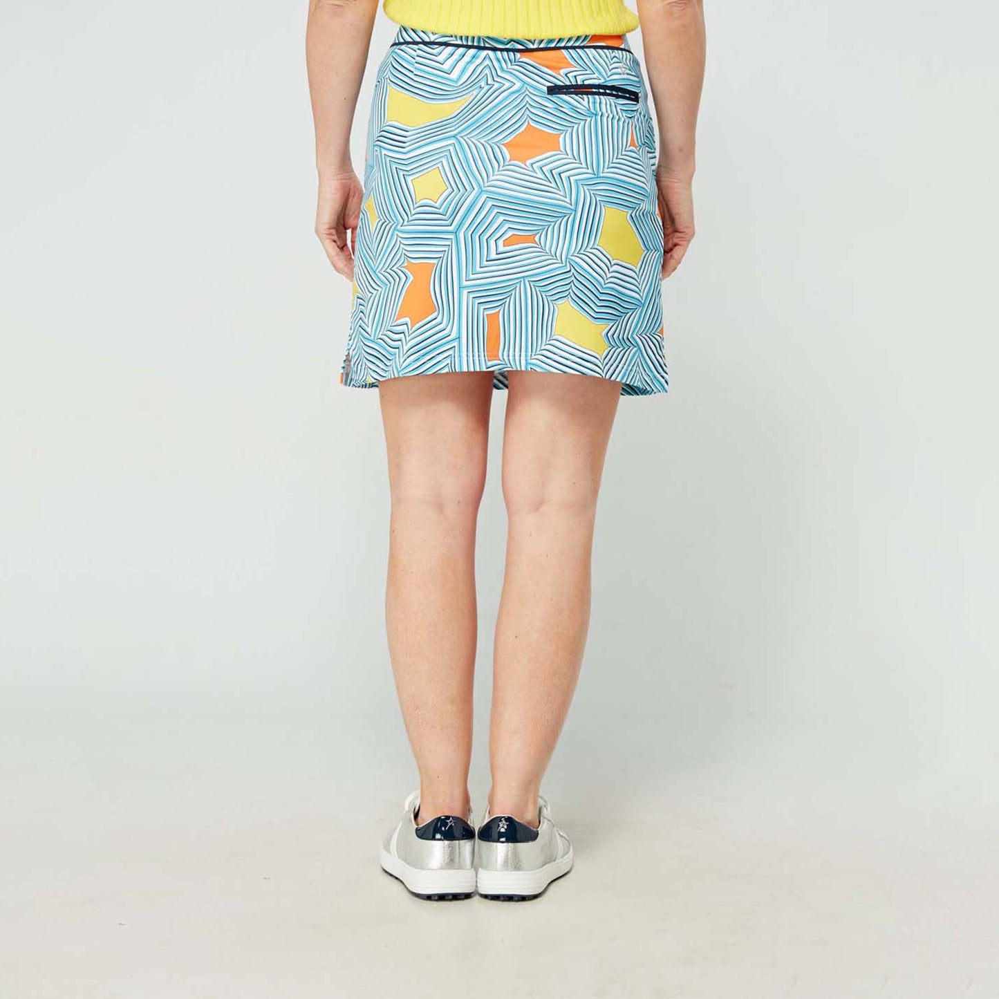 Swing Out Sister Women's Pull-On Wave Pattern Skort