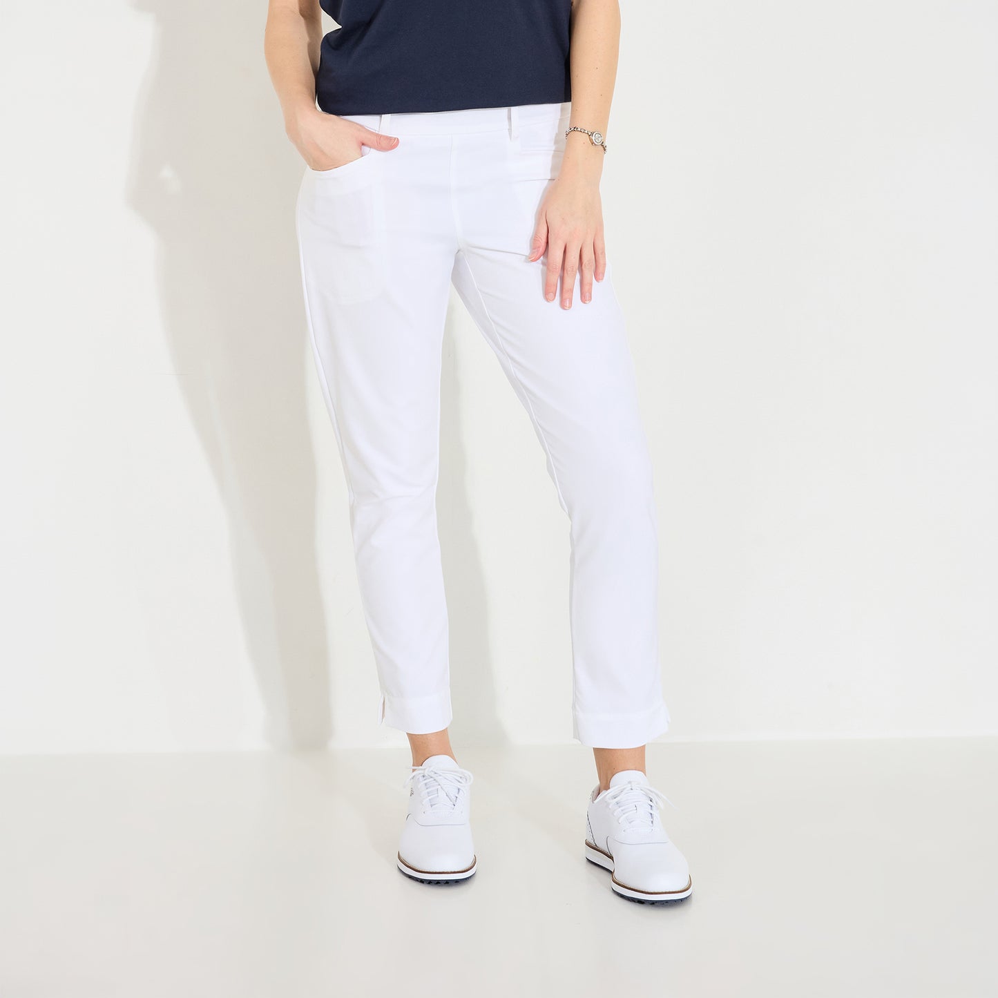 Abacus Ladies 7/8 Pull-On Trousers - Effortless Style & Performance