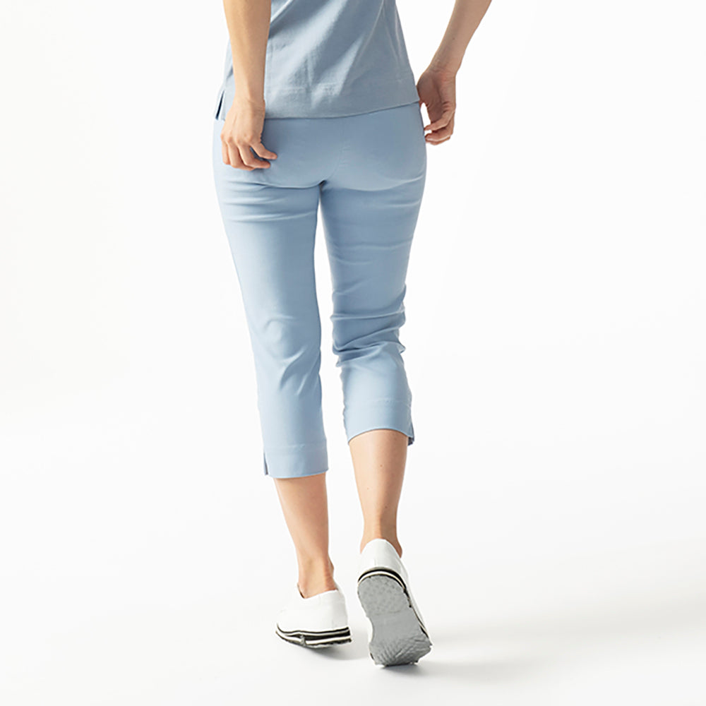 Daily Sports Ladies Blue Pull-On Golf Capris 