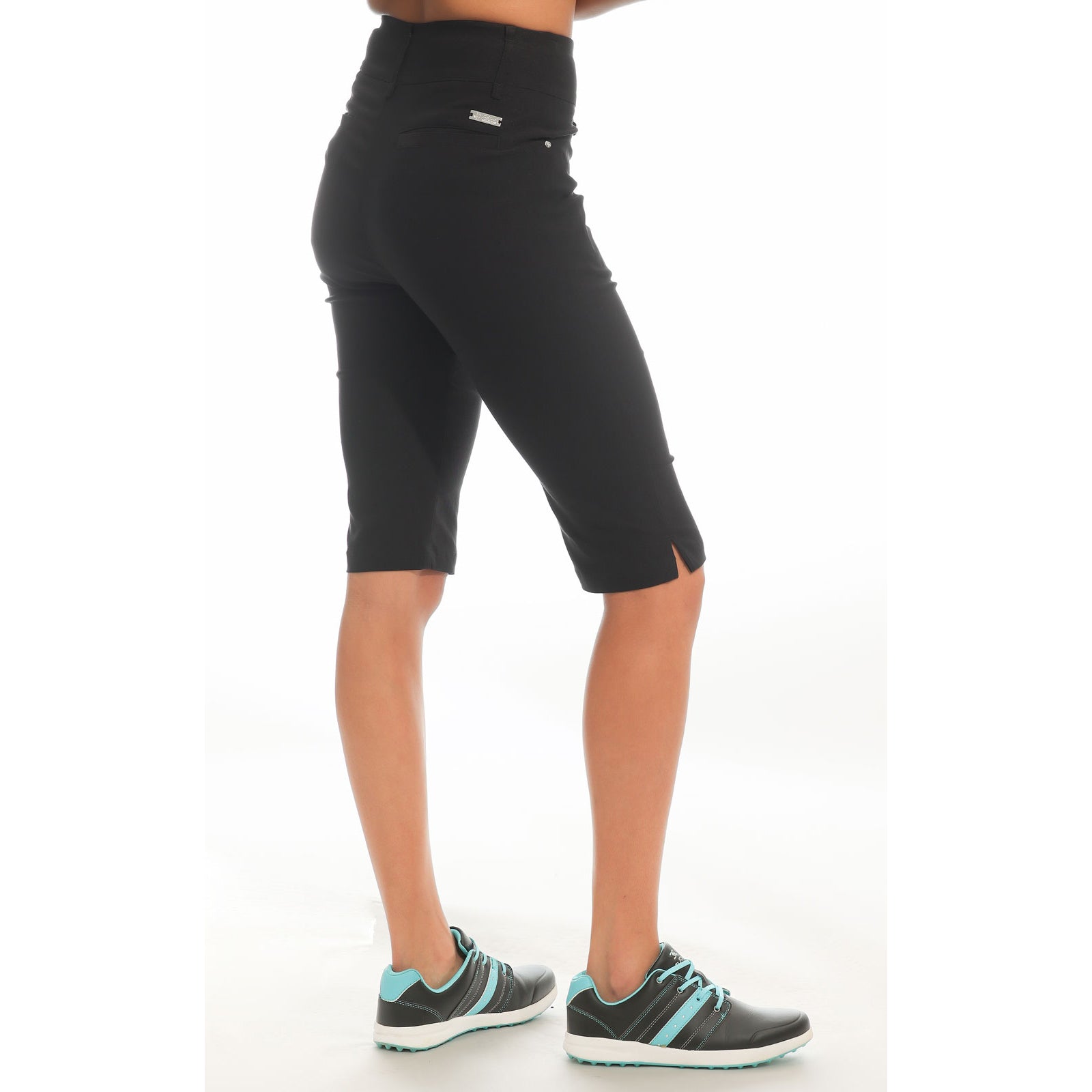 Island Green Ladies 4-way Stretch Bermuda Pull-on Shorts in Black