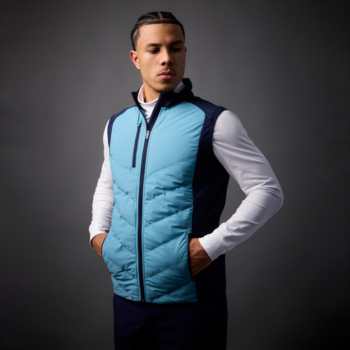 Sunderland Mens Thermal Gilet with Contrast Stretch Side Panels and a Water Repellent Finish