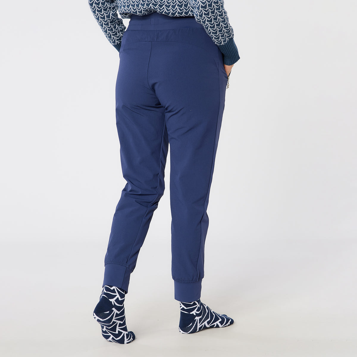 Swing Out Sister Ladies Wind & Water Resistant Pull-On Stretch Jogger in Navy Blazer