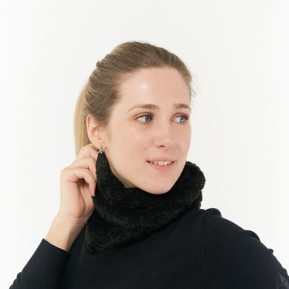 Pure Ladies Eira Fur Snood in Black