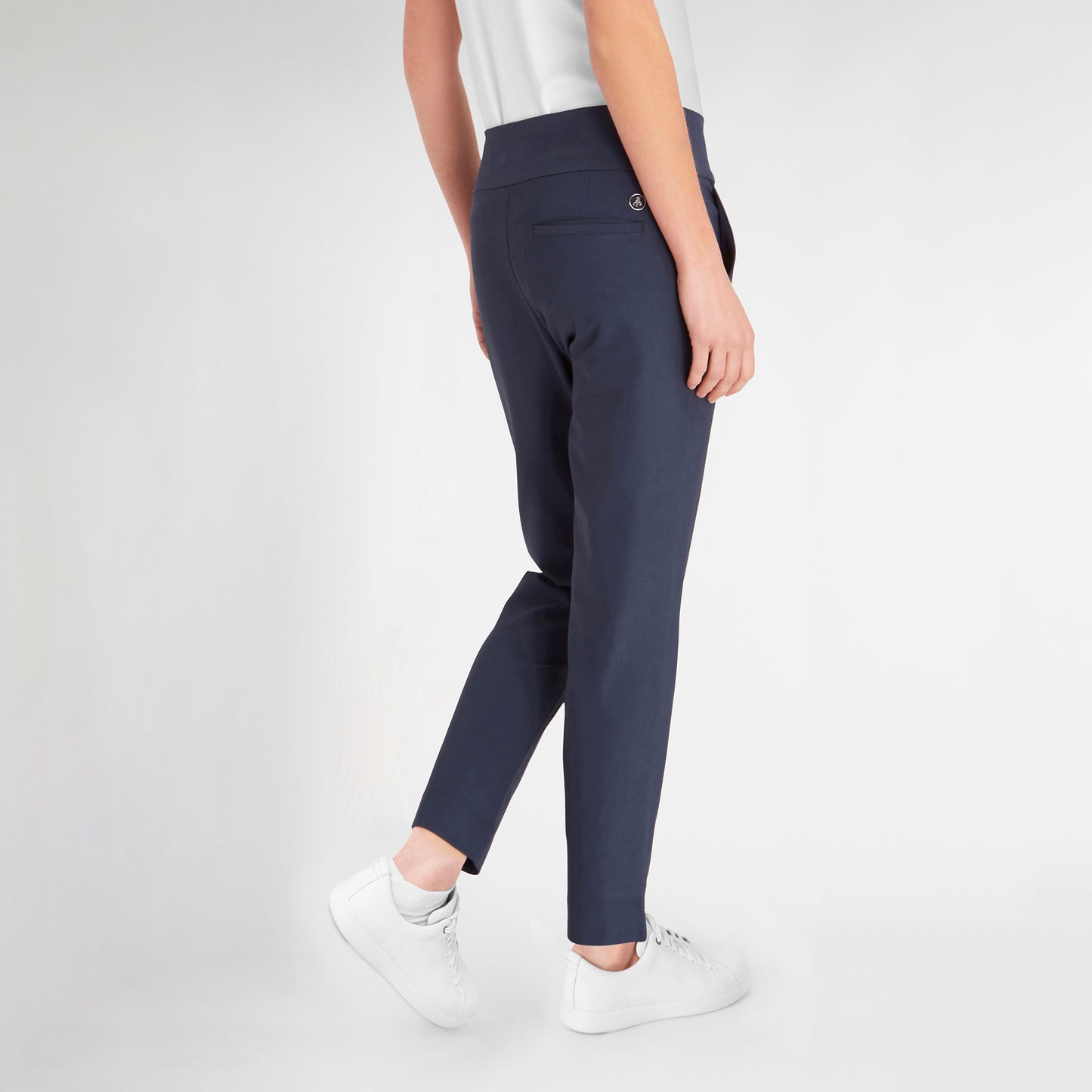 Green Lamb Women's Pull-On Contour 7/8 Trousers in Navy