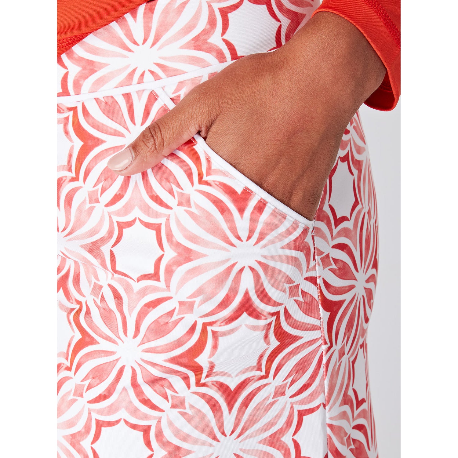 Swing Out Sister Ladies Pull-on Code Red Print Golf Skort