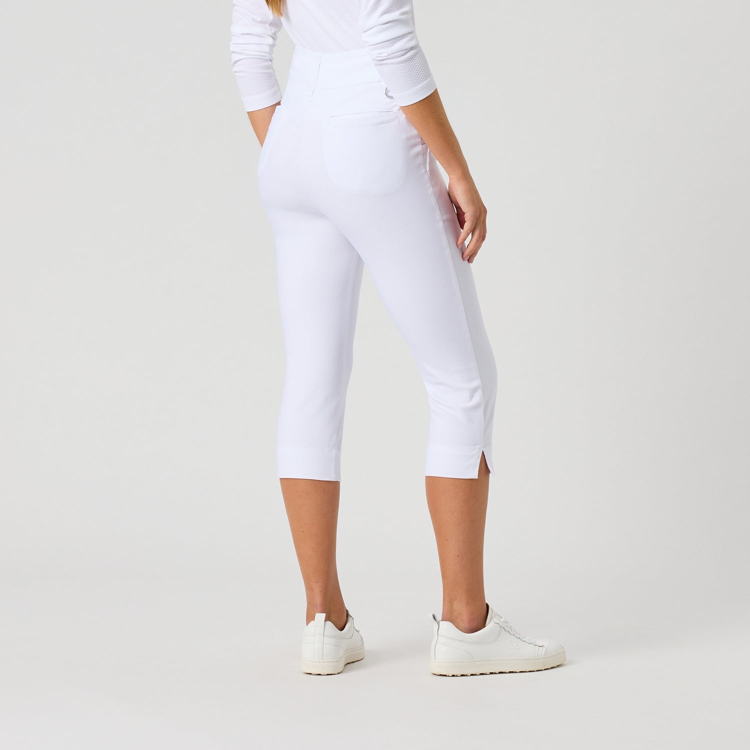 Daily Sports Ladies Pull-On Golf Capris - An Everyday Golf Essential
