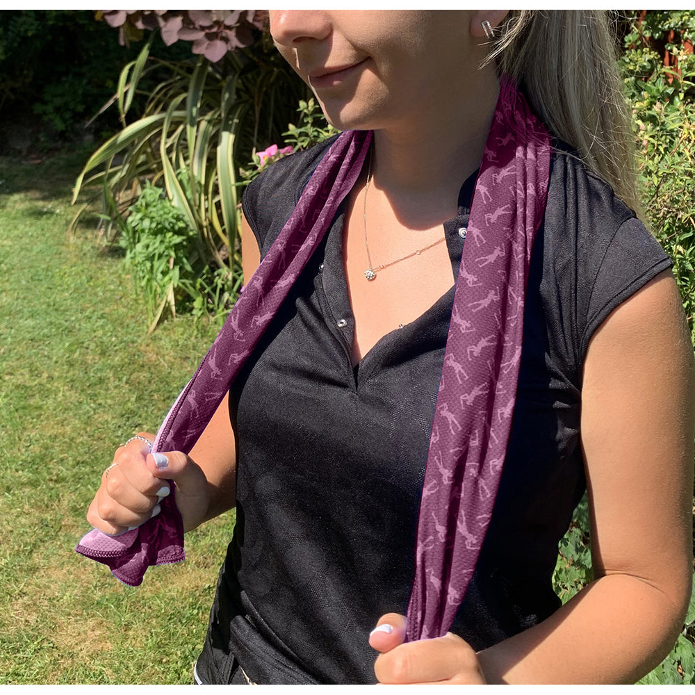 Surprizeshop Ladies Cool Towel or Scarf in Purple Lady Golfer Print