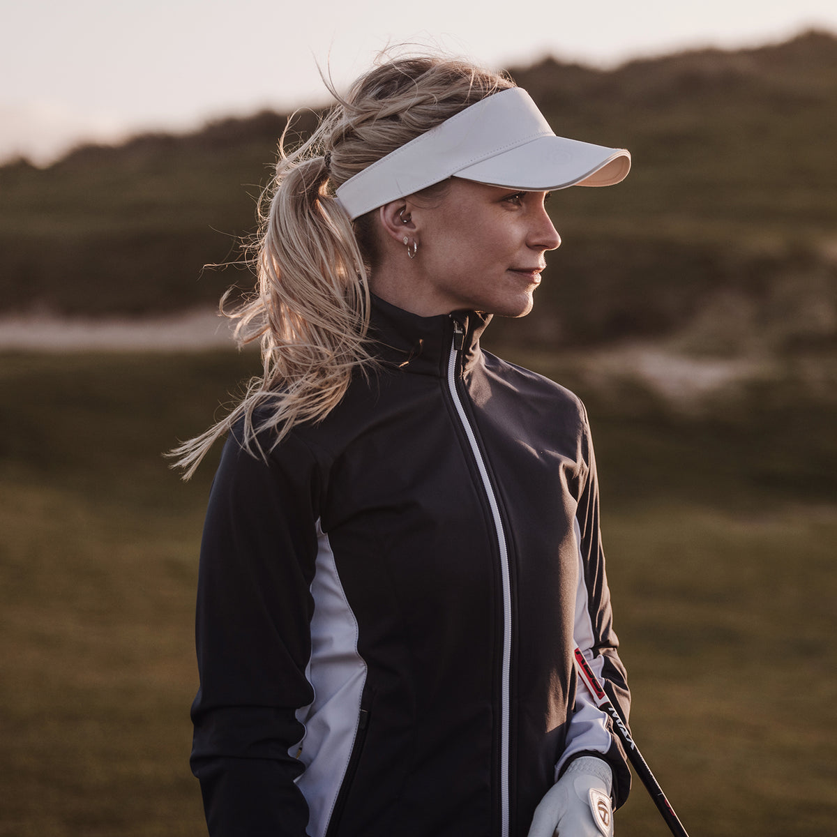 Galvin Green Women's Windproof Navy Jacket for INTERFACE-1™ Innovation with Tailored Elegance
