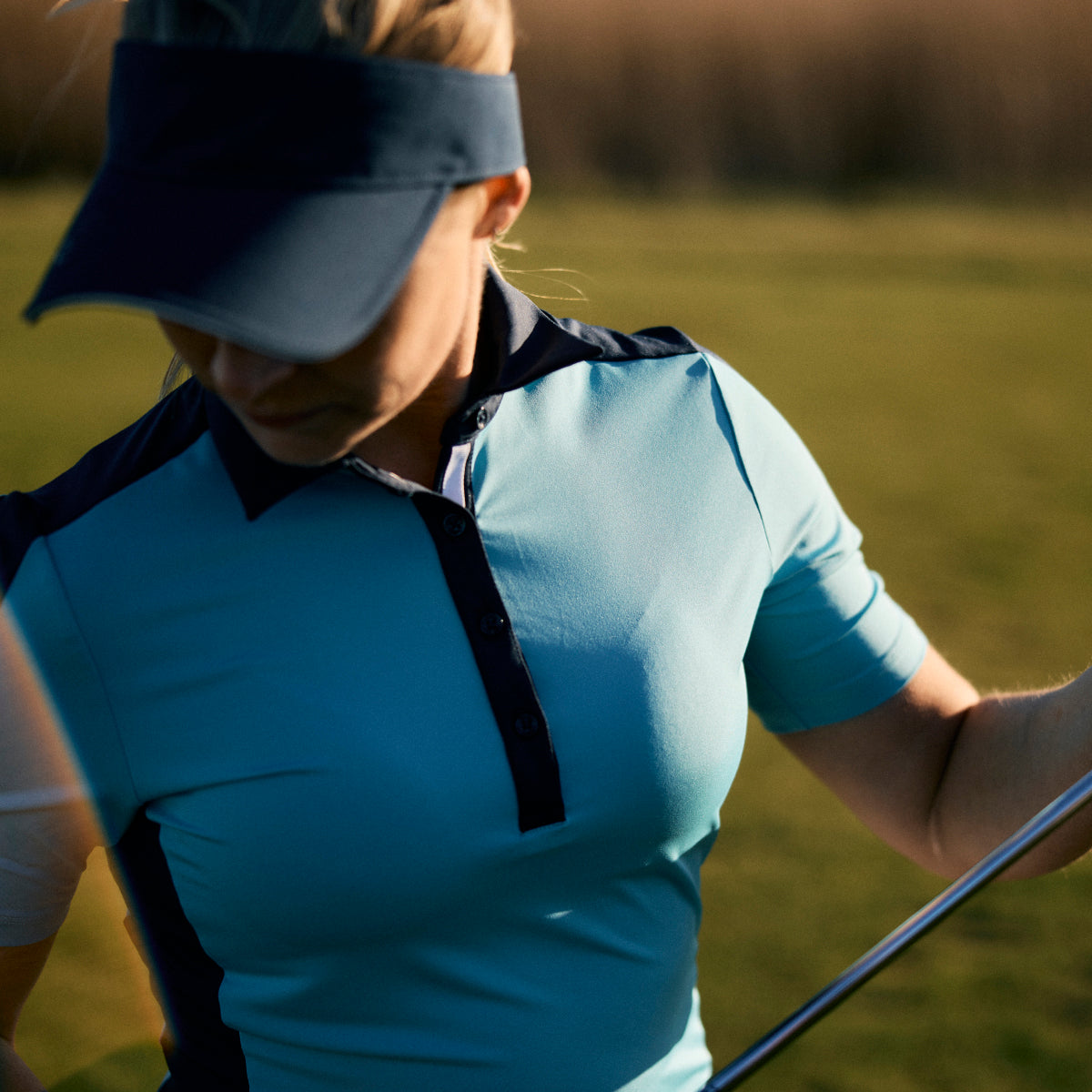 Galvin Green Ladies Short Sleeve Polo with Flattering Contrast Panels in Navy