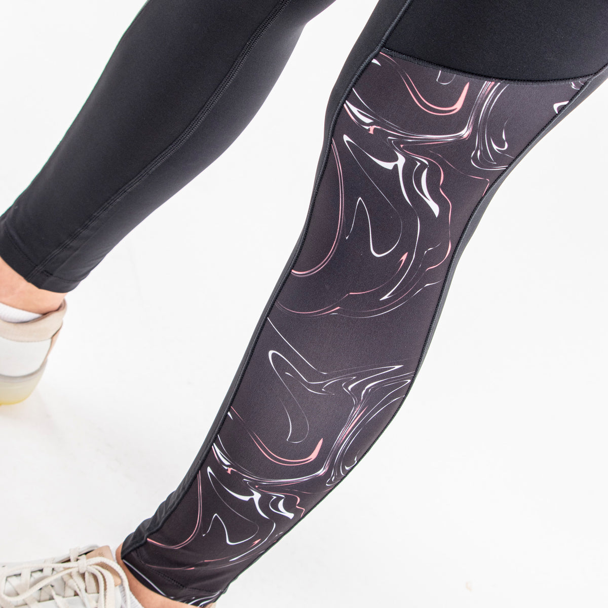 Galvin Green Ladies Black VENTIL8 Plus 7/8 Leggings