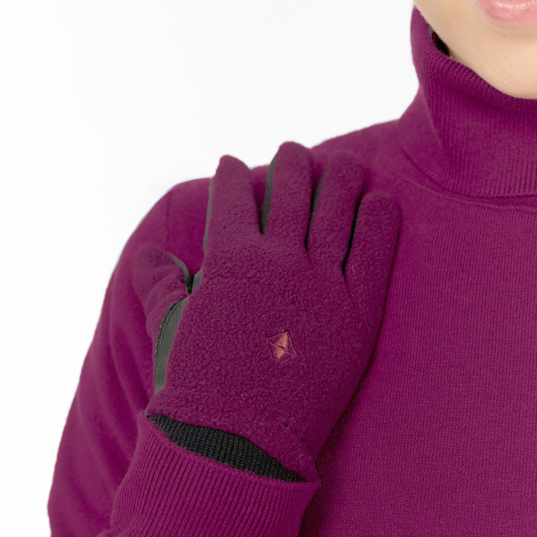 Pure Golf Ladies Glacier Pair of Polar Fleece Gloves in Morello Cherry