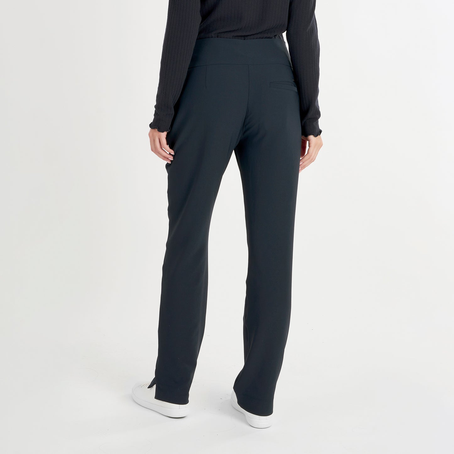 Green Lamb Pull-On Contour Trousers in Black