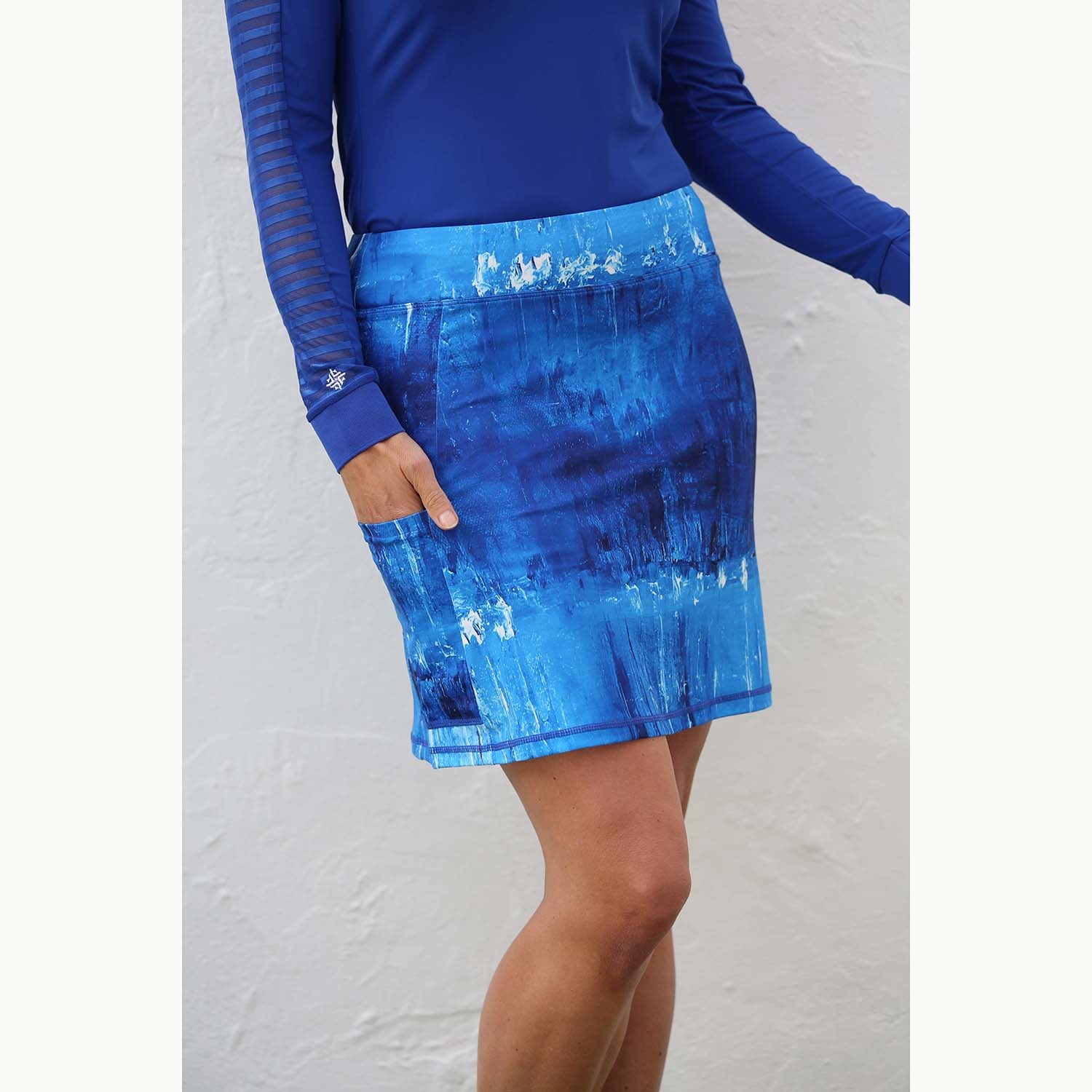 Famara Ladies Pull-On Skort in Abstract Harbourside Print in Blue Lagoon