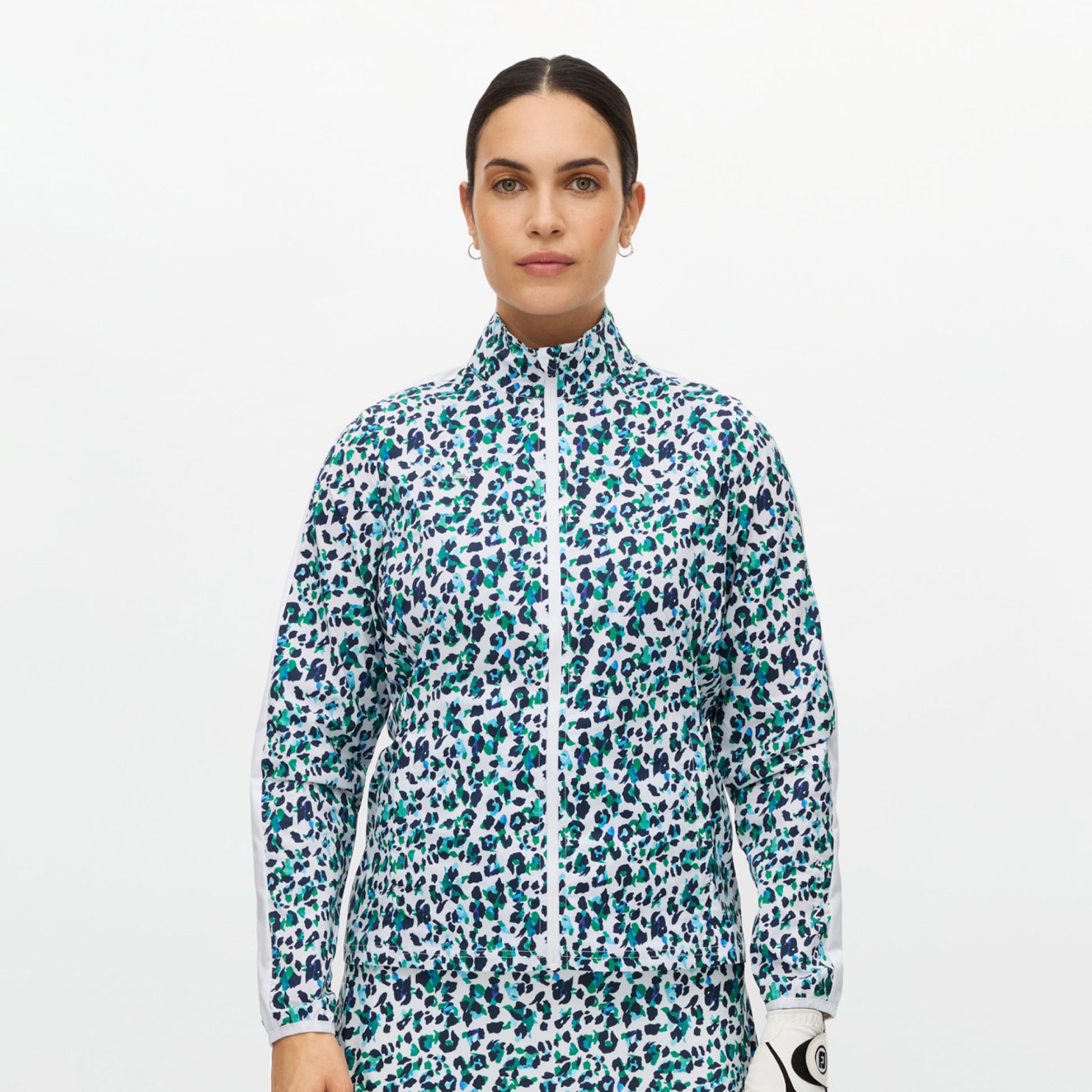 Rohnisch Ladies Packable Golf Jacket for Stretch Performance with Standout Style