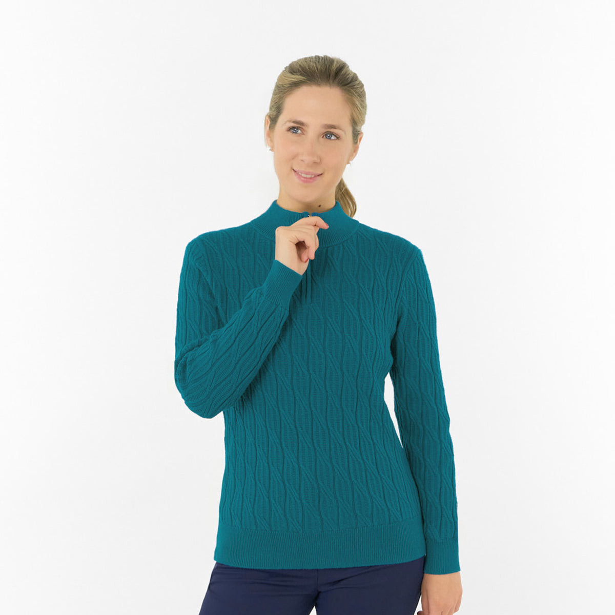 Pure Ladies Cable Knit Lined Golf Sweater - Timeless Warmth for Confident Play