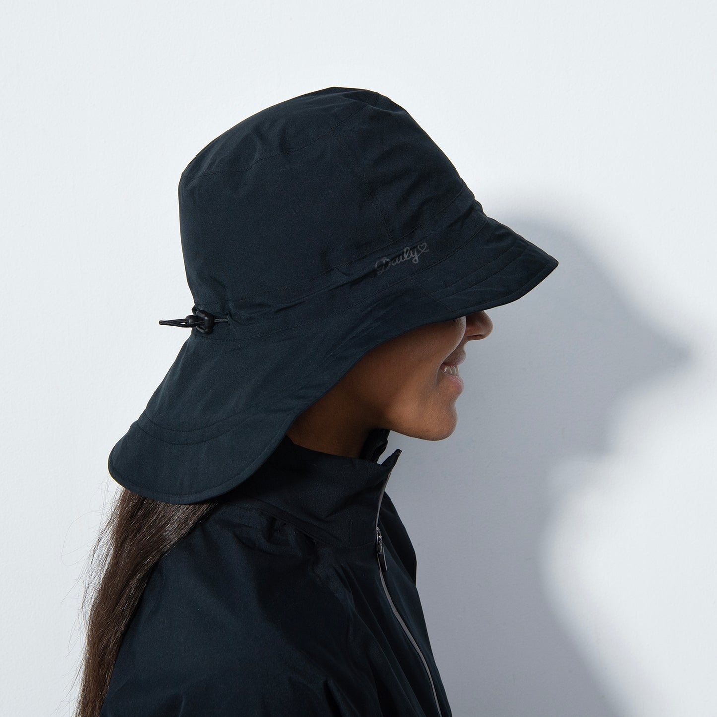 Daily Sports Ladies Rain Hat with Adjustable Fit in Black - Confidence in Any Weather
