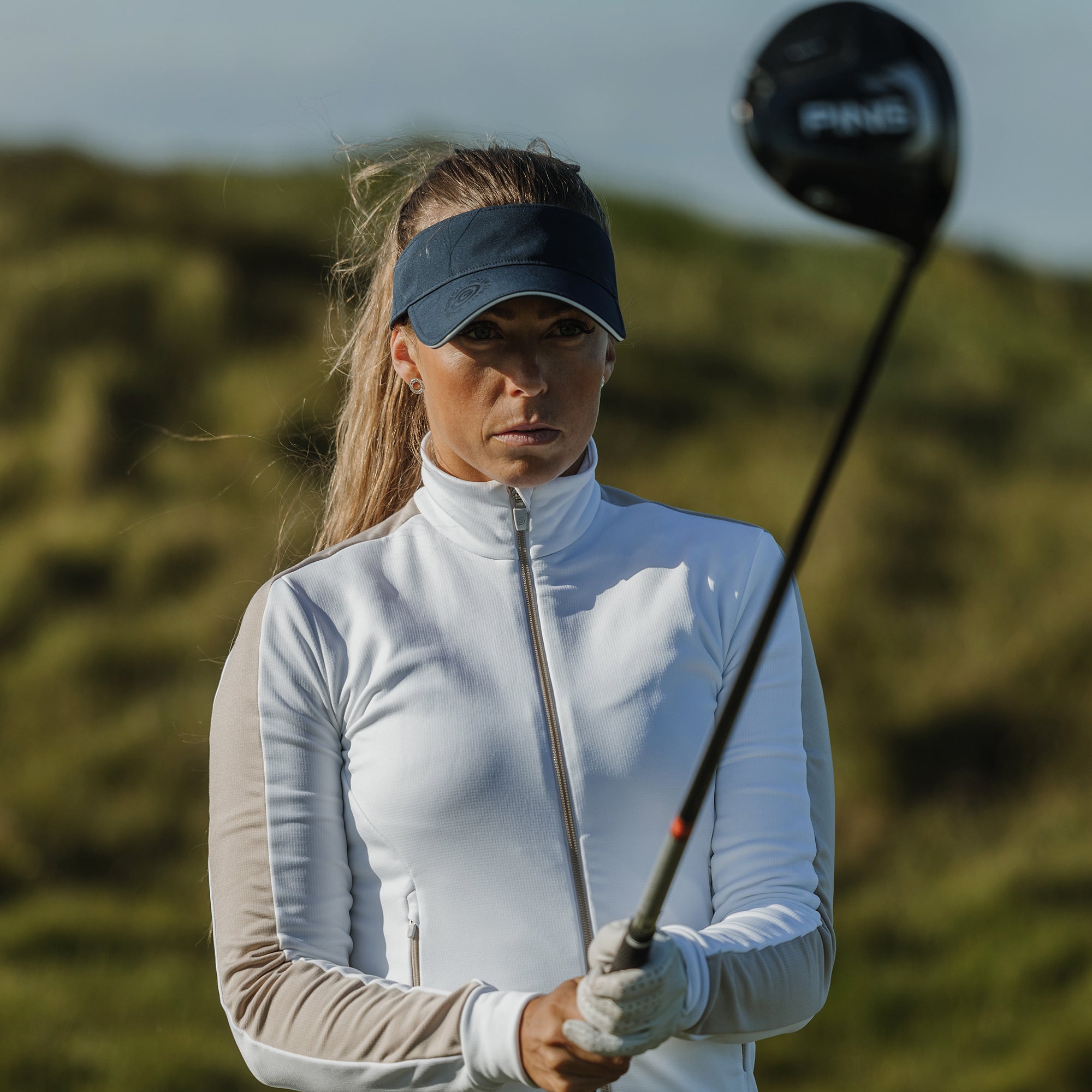 Galvin Green Women's Full-Zip INSULA Jacket for Breathable Comfort with a Flattering Silhouette