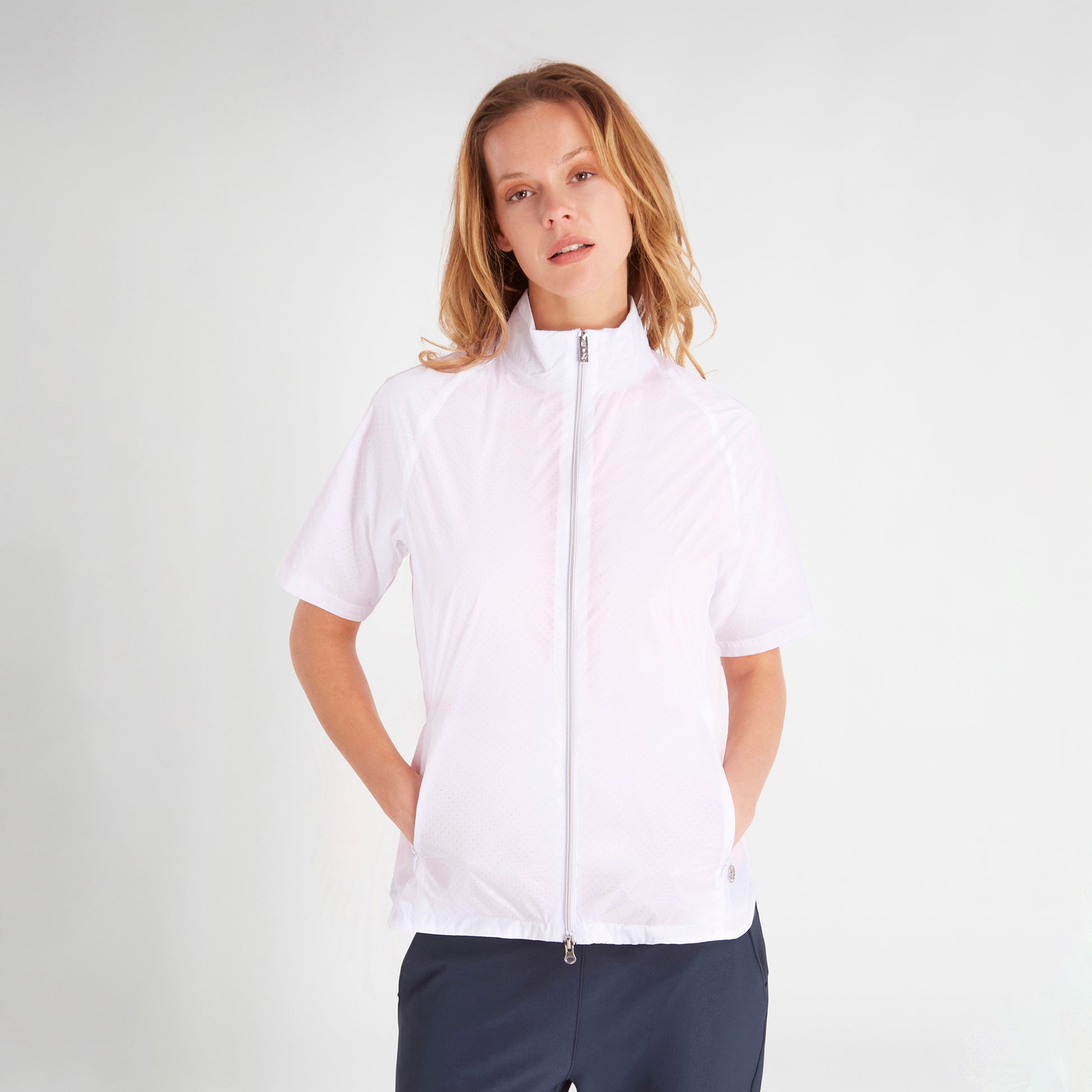 Green Lamb Women's White Half-Sleeve Ultra-lightweight Windbreaker